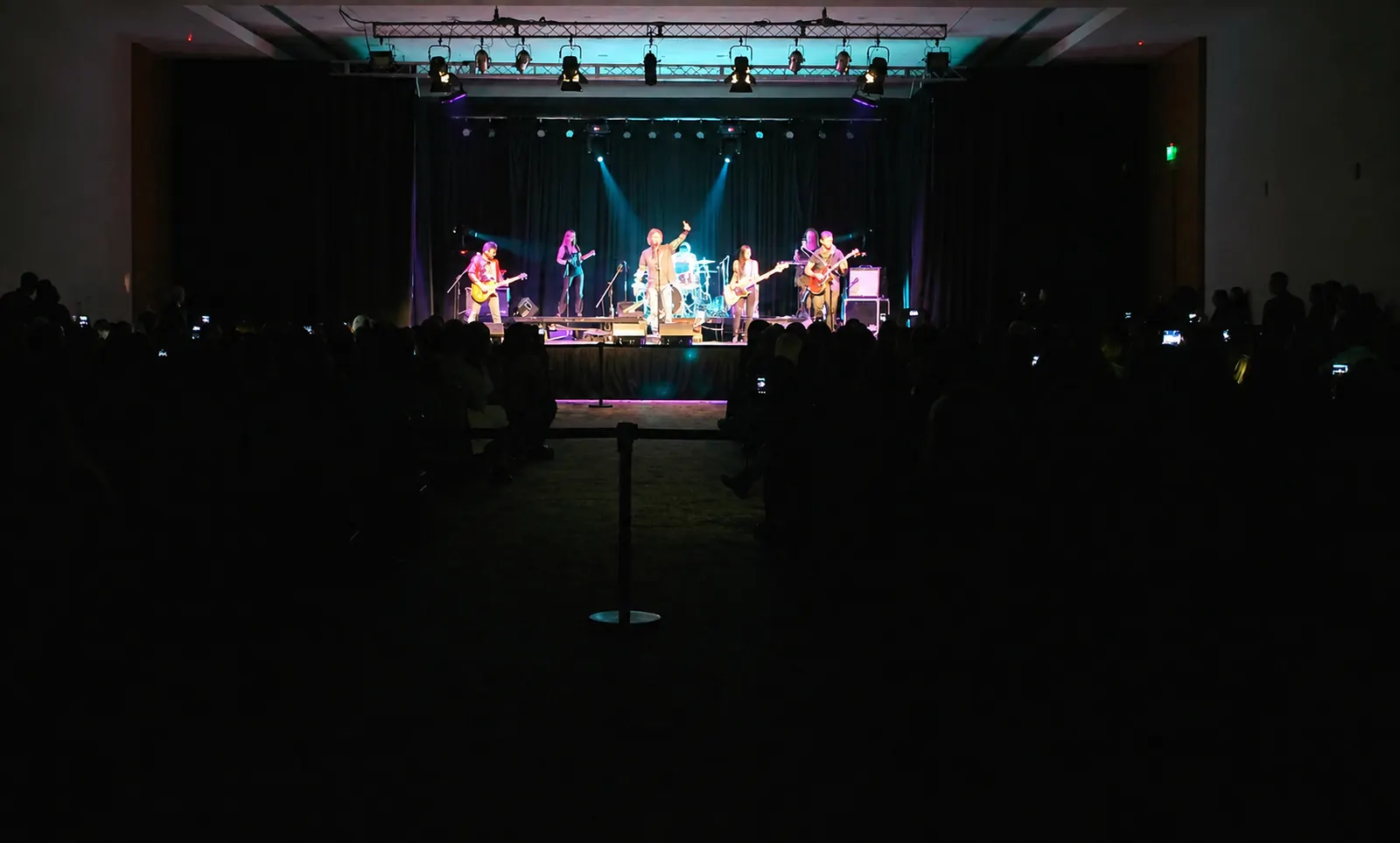 Show de Facundo Arana y The Blue Light Orchestra en el Hotel Intercontinental de Mendoza en 2015