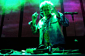 Cucho DJ en cabina